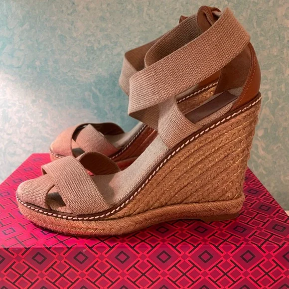 Tory Burch | Shoes | Tory Burch Khakigold Linen Espadrille  display picture 1